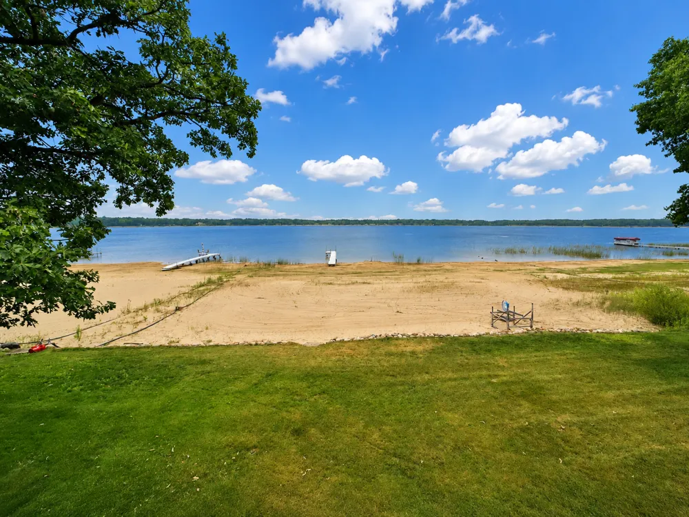 13541 Maplewood Drive Baxter, MN 56425
