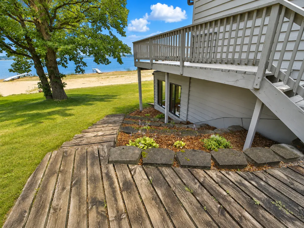 13541 Maplewood Drive Baxter, MN 56425