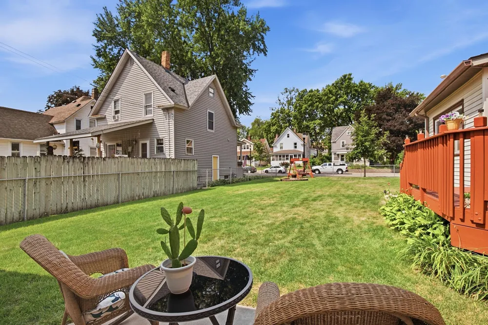 125 3rd Avenue S South Saint Paul, MN 55075