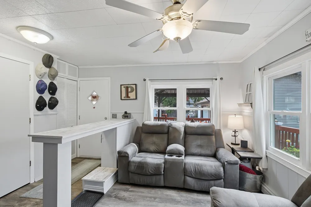 125 3rd Avenue S South Saint Paul, MN 55075