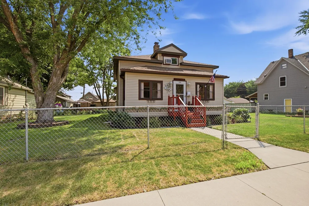 125 3rd Avenue S South Saint Paul, MN 55075