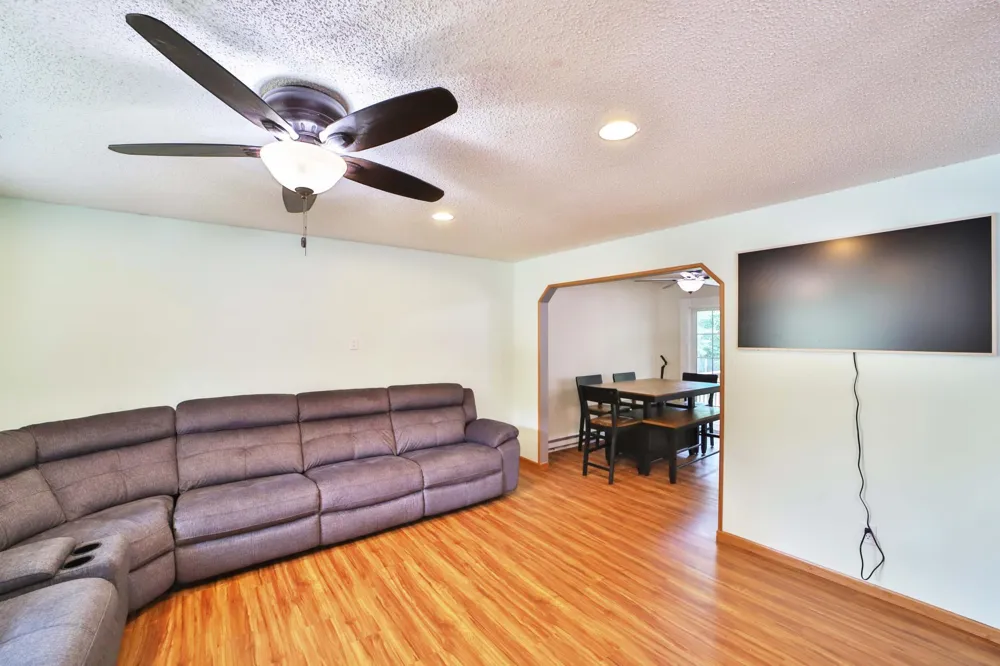 9774 Wise Road Brainerd, MN 56401