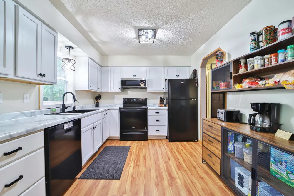 9774 Wise Road Brainerd, MN 56401