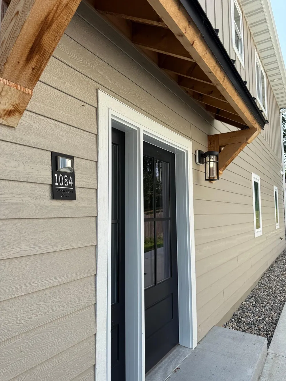1084 W Lake Drive Detroit Lakes, MN 56501