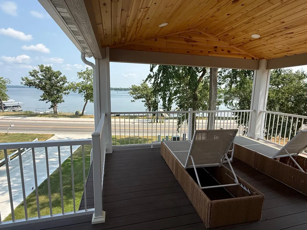 1084 W Lake Drive Detroit Lakes, MN 56501