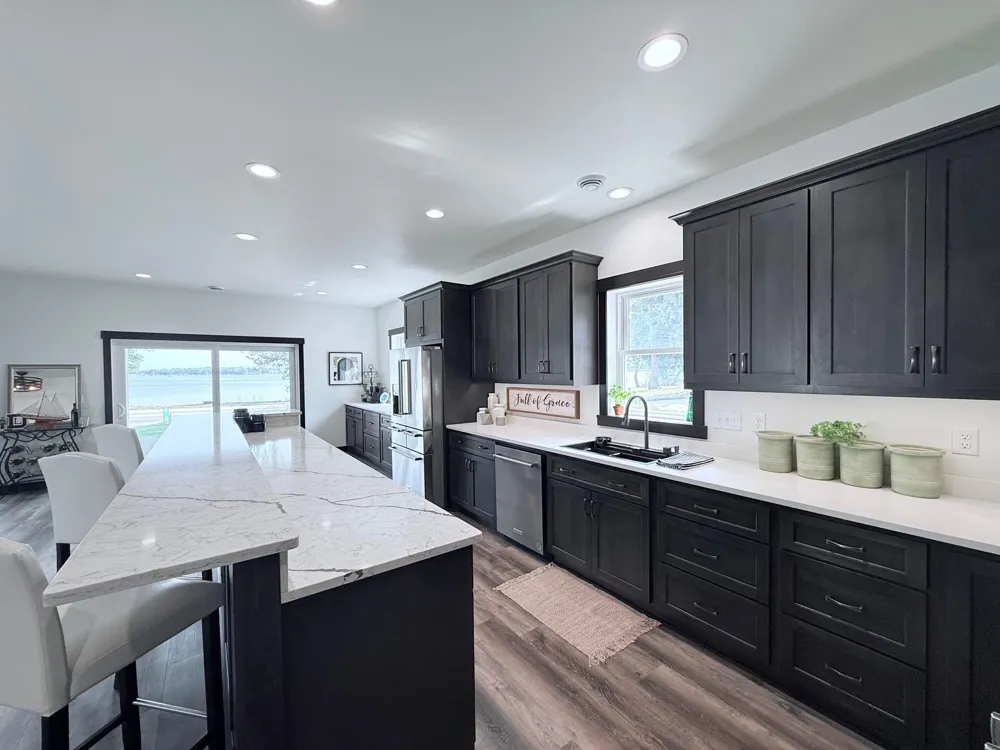 1084 W Lake Drive Detroit Lakes, MN 56501