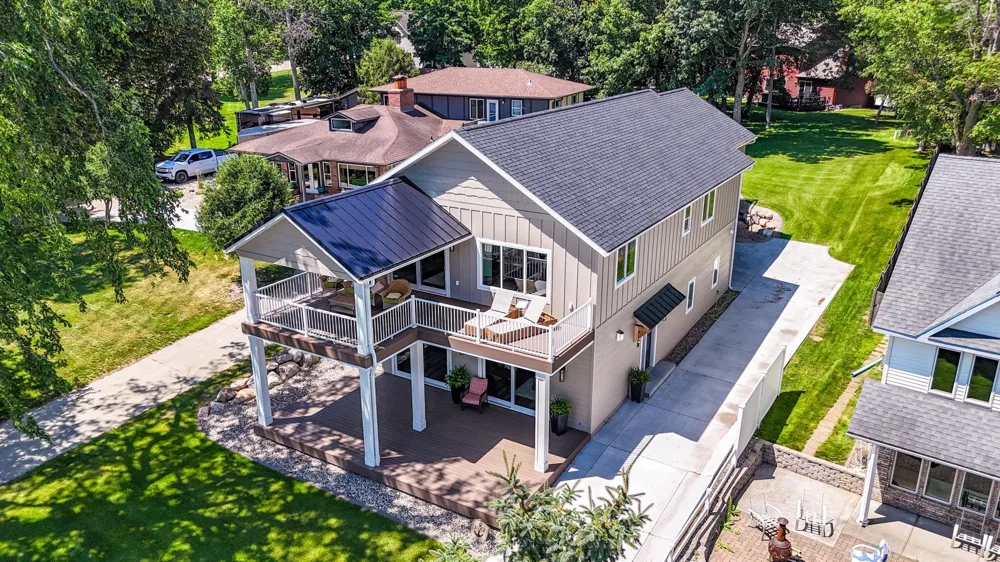 1084 W Lake Drive Detroit Lakes, MN 56501