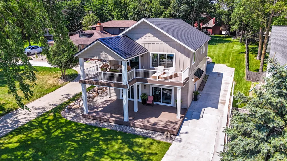 1084 W Lake Drive Detroit Lakes, MN 56501