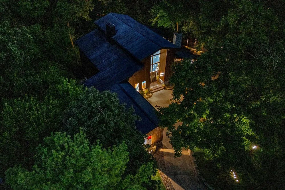 1555 Crescent Hills Drive La Crescent, MN 55947