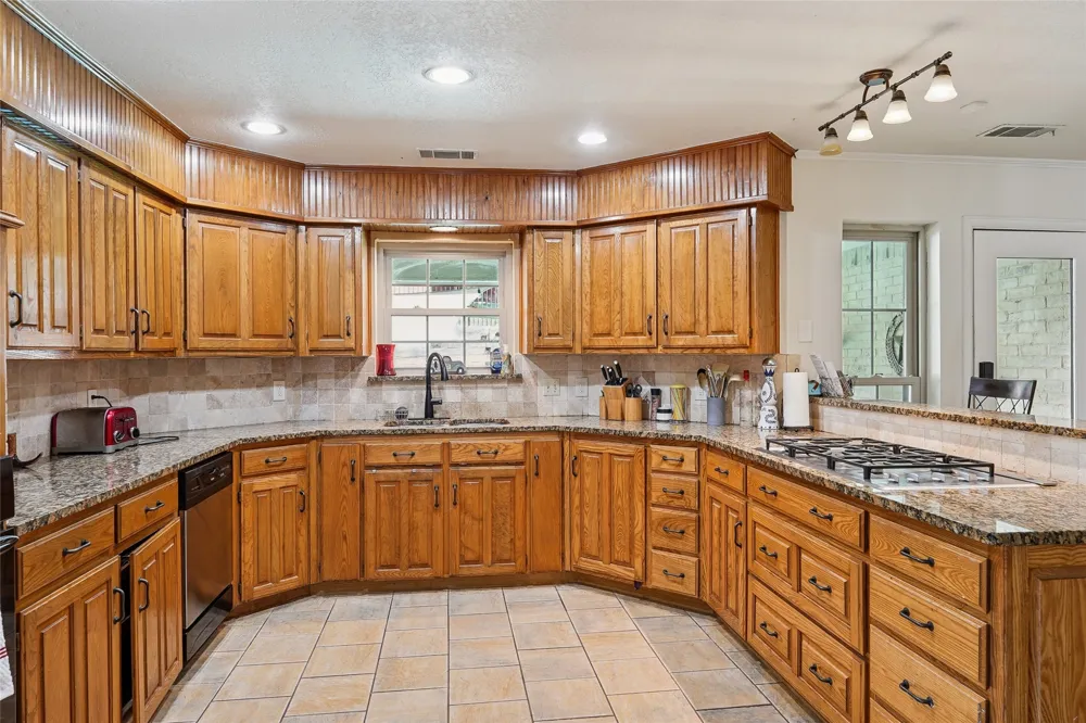 3904 Ashley Court Colleyville, TX 76034