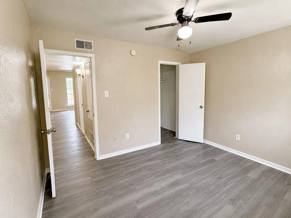 7301 Jensen #10 Houston, TX 77093