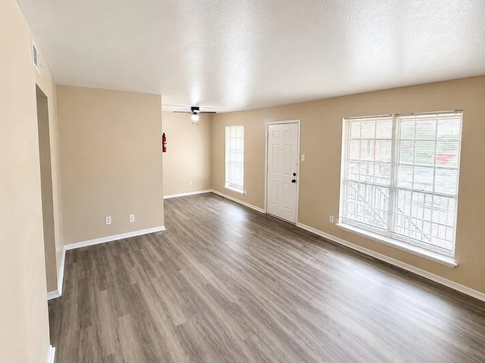7301 Jensen #10 Houston, TX 77093