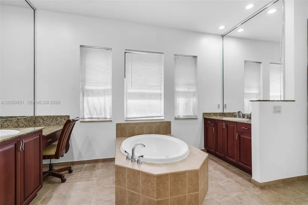 3617 Royalle Ter Wellington, FL 33449