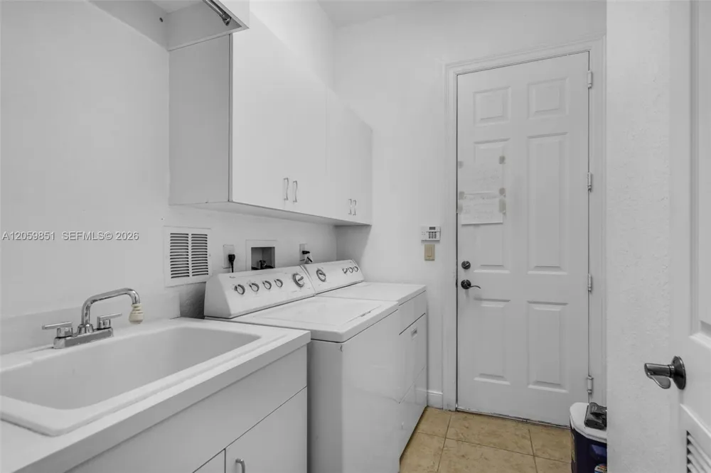 3617 Royalle Ter Wellington, FL 33449