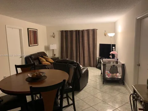 4803 NW 7th St #306-14