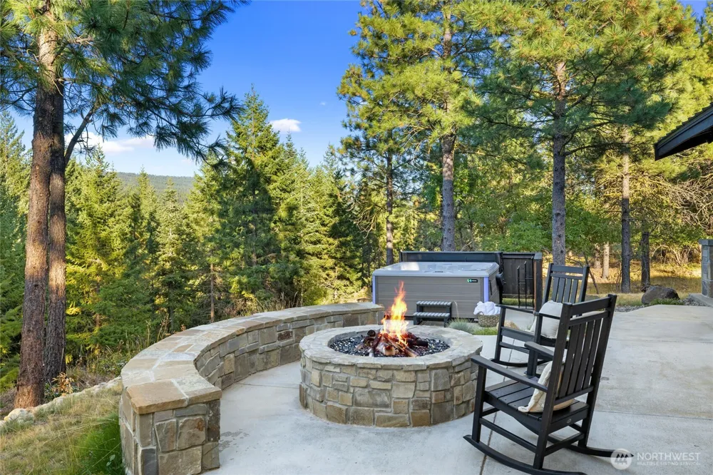 1051 Southern Star Lane Cle Elum, WA 98922