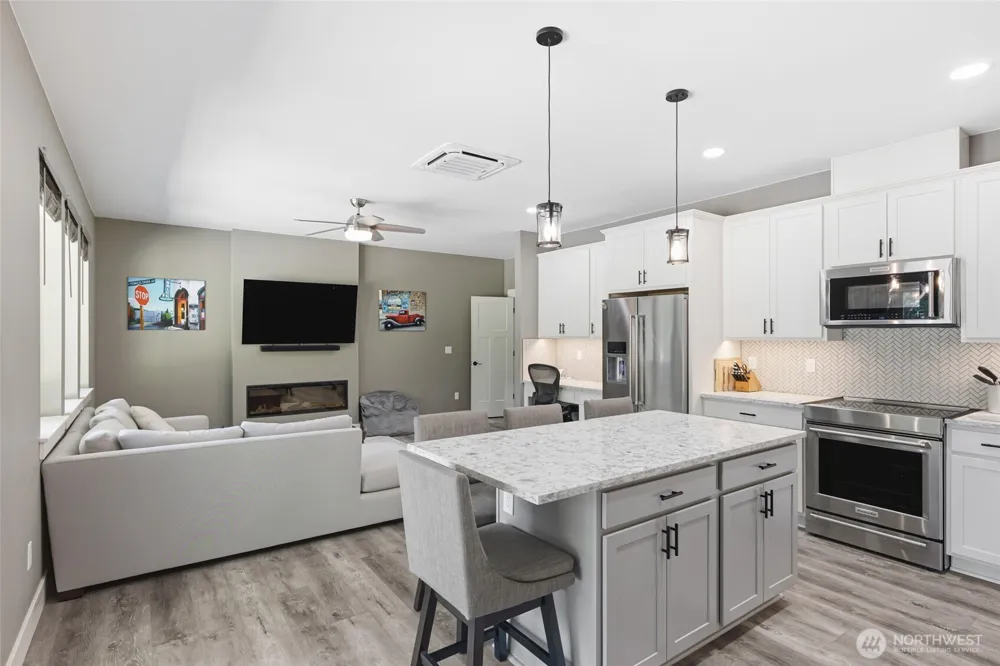 811 Wadsworth Loop Ronald, WA 98940