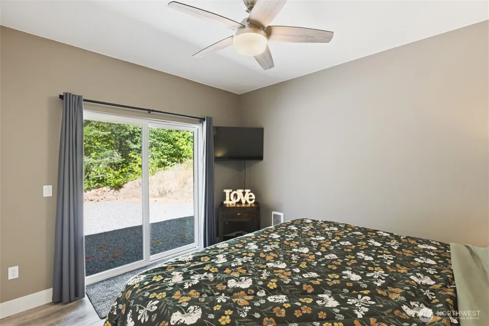 811 Wadsworth Loop Ronald, WA 98940