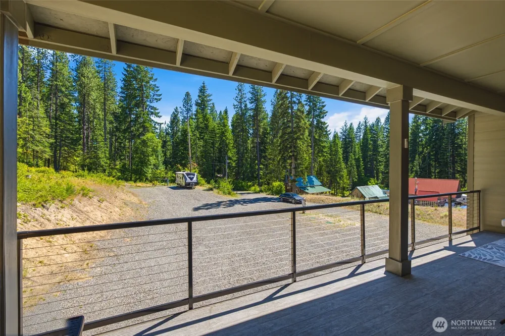 811 Wadsworth Loop Ronald, WA 98940