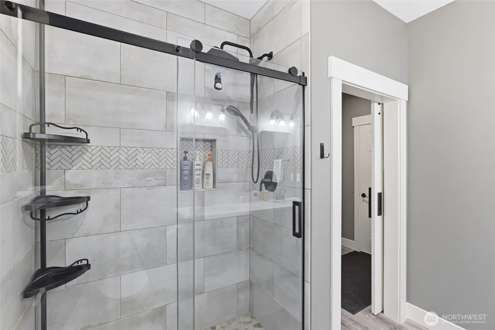 811 Wadsworth Loop Ronald, WA 98940