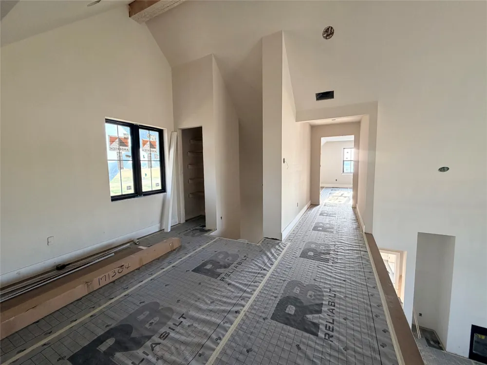 Monarch Court Poolville, TX 76487