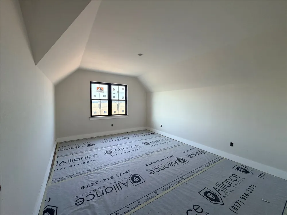 Monarch Court Poolville, TX 76487