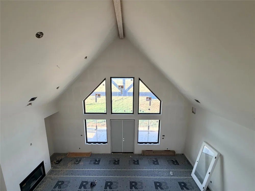 Monarch Court Poolville, TX 76487