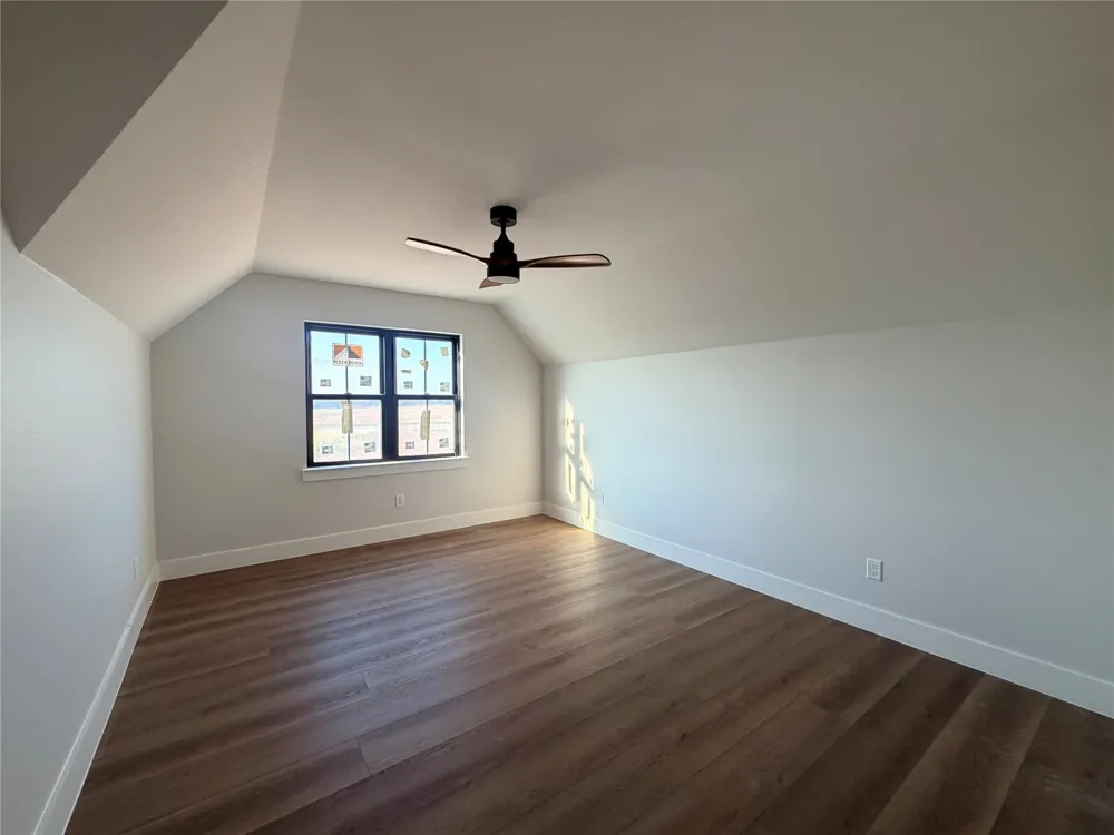 Monarch Court Poolville, TX 76487