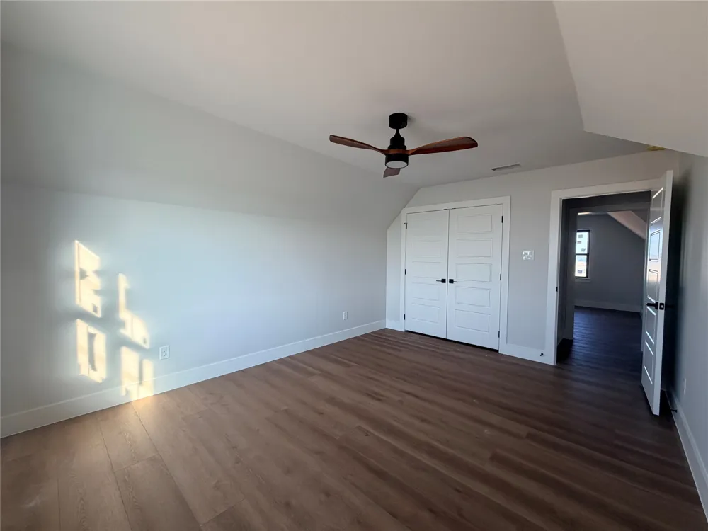Monarch Court Poolville, TX 76487