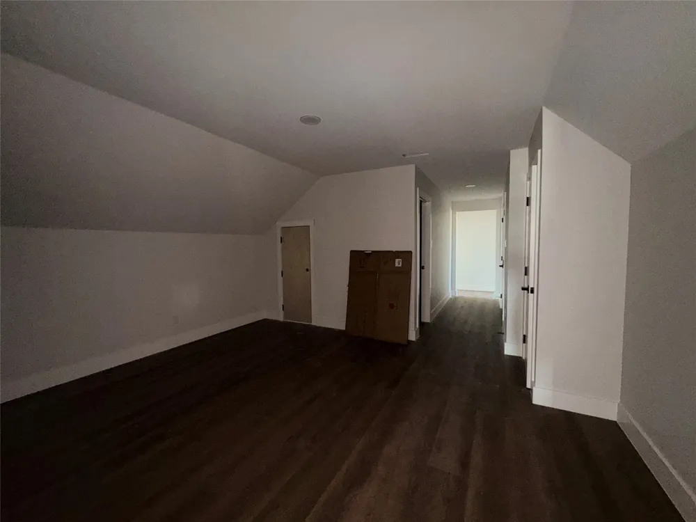 Monarch Court Poolville, TX 76487