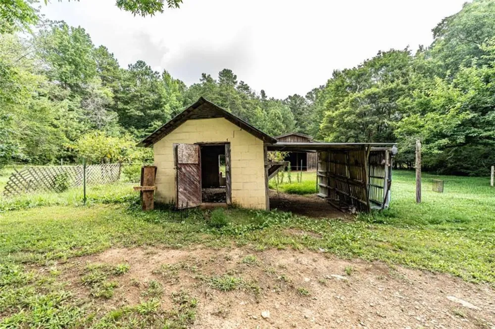 5226 S Highway 27 S Lindale, GA 30147