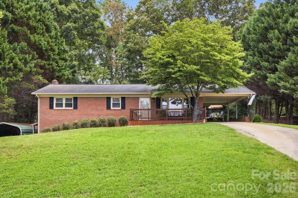2516 Corolla Hills Drive Lenoir, NC 28645