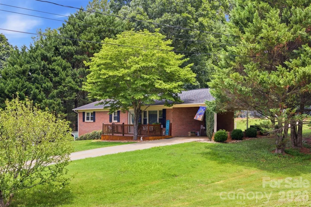 2516 Corolla Hills Drive Lenoir, NC 28645