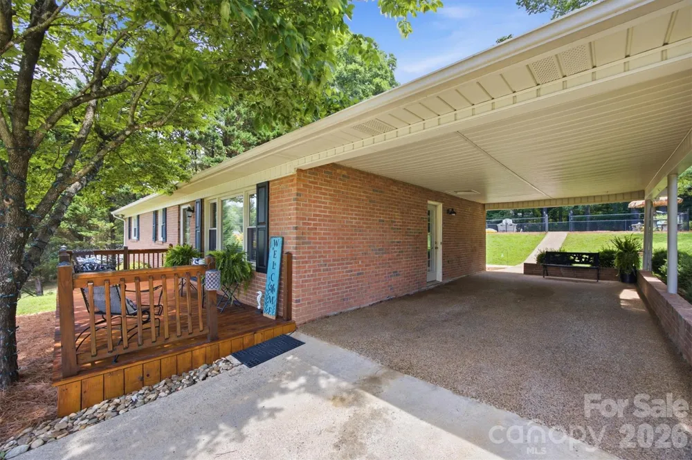2516 Corolla Hills Drive Lenoir, NC 28645