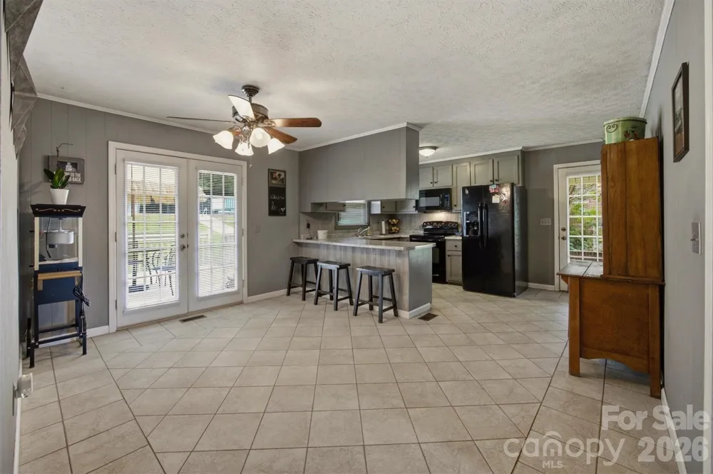 2516 Corolla Hills Drive Lenoir, NC 28645
