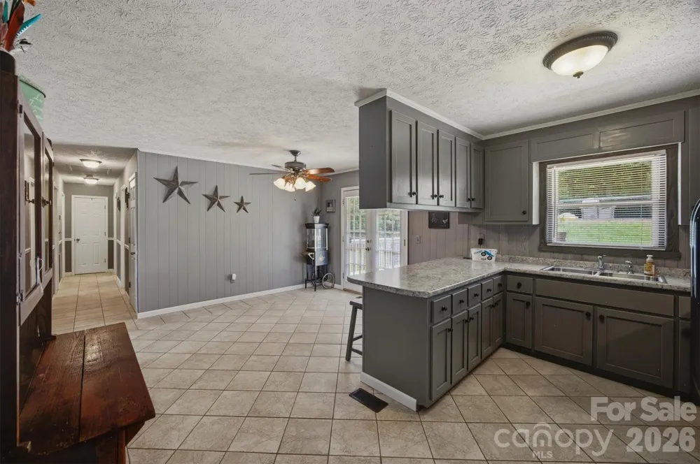 2516 Corolla Hills Drive Lenoir, NC 28645