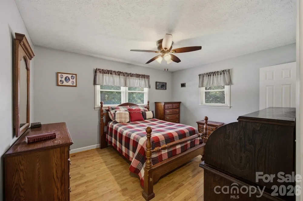 2516 Corolla Hills Drive Lenoir, NC 28645