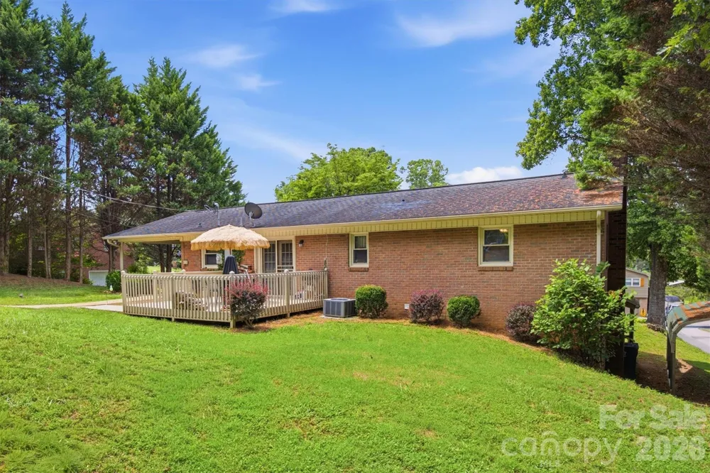 2516 Corolla Hills Drive Lenoir, NC 28645