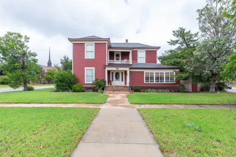 1342 4th Street