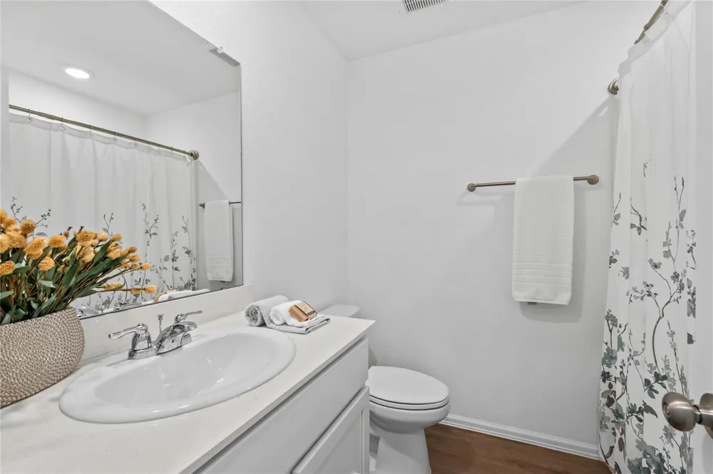 2805 Fountain Woods Drive League City, TX 77573