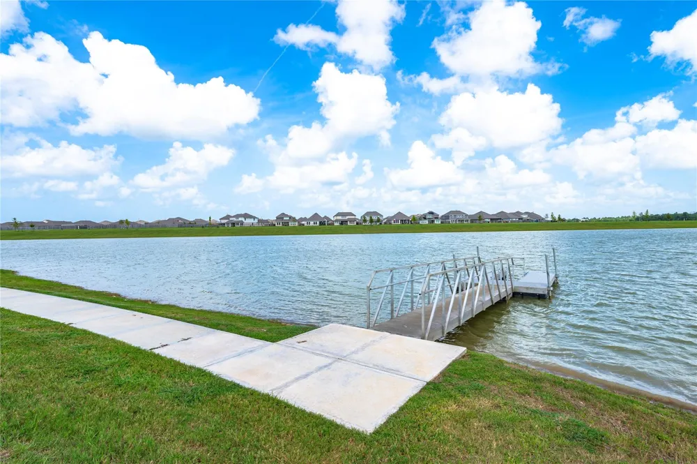 2805 Fountain Woods Drive League City, TX 77573