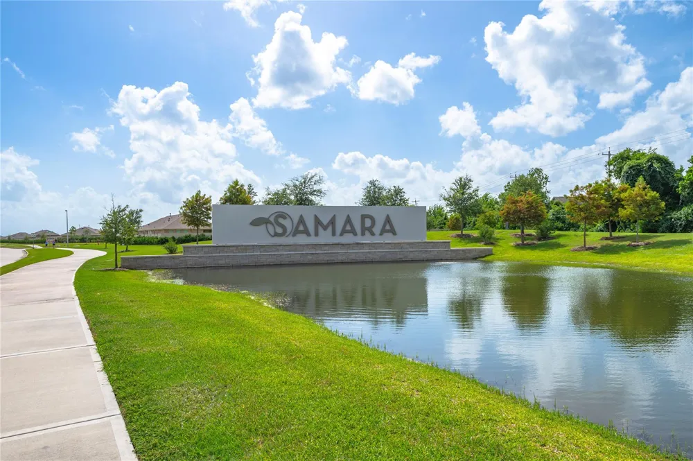 2805 Fountain Woods Drive League City, TX 77573