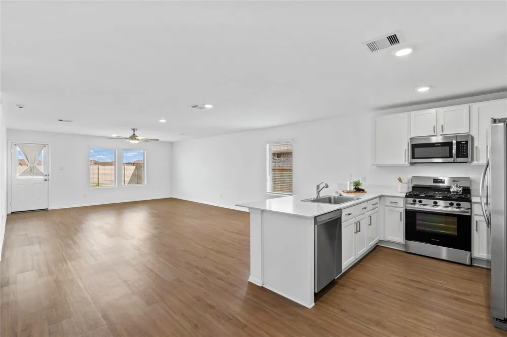 2805 Fountain Woods Drive League City, TX 77573