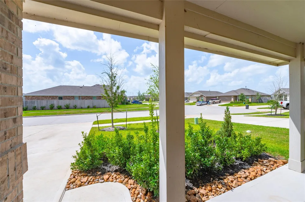 2805 Fountain Woods Drive League City, TX 77573