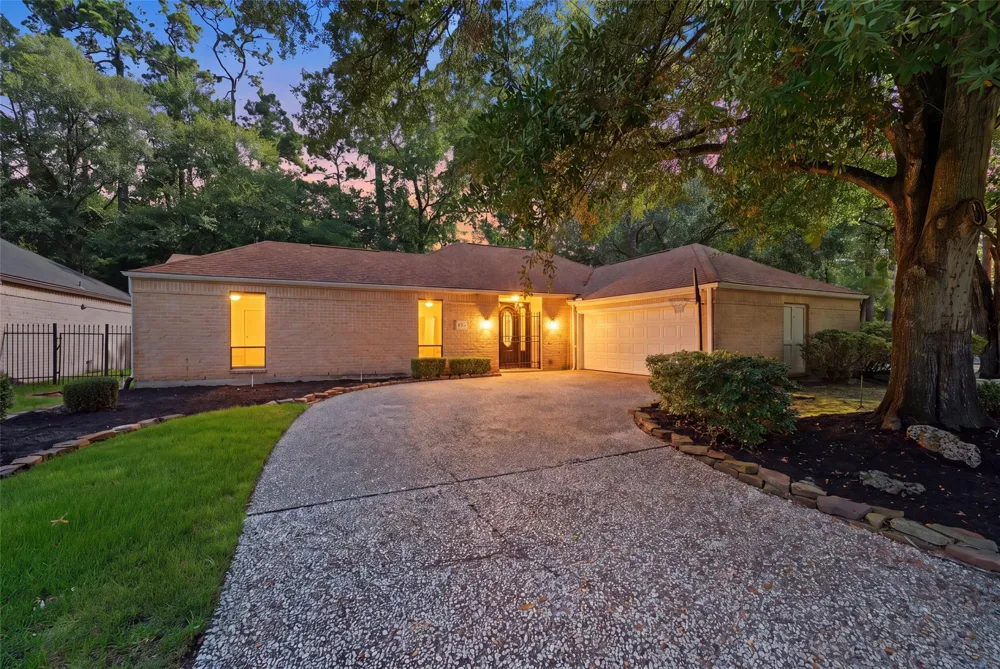 3111 Breezy Pines Court Kingwood, TX 77339