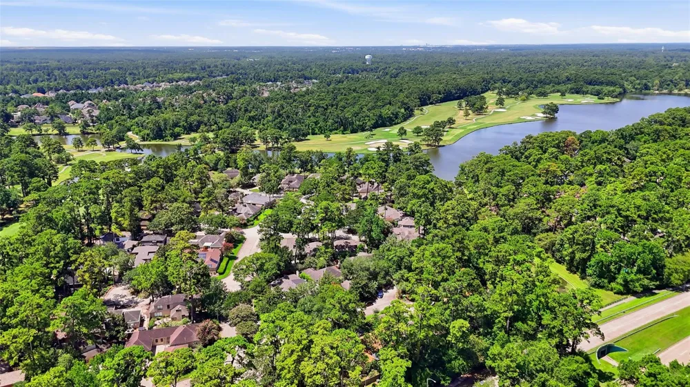 3111 Breezy Pines Court Kingwood, TX 77339