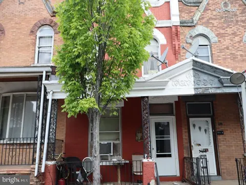 225 W ZERALDA STREET