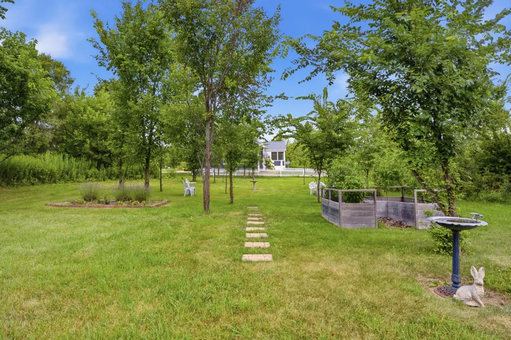 403 Tulip Drive Three Oaks, MI 49128