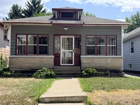 216 Post Avenue