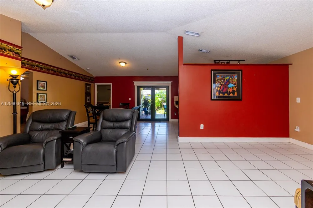 14851 SW 59th St Miami, FL 33193